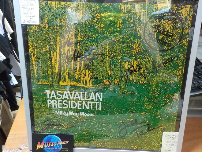 TASAVALLAN PRESIDENTTI - MILKY WAY MOSES LP 4:LLÄ NIMMARILLA