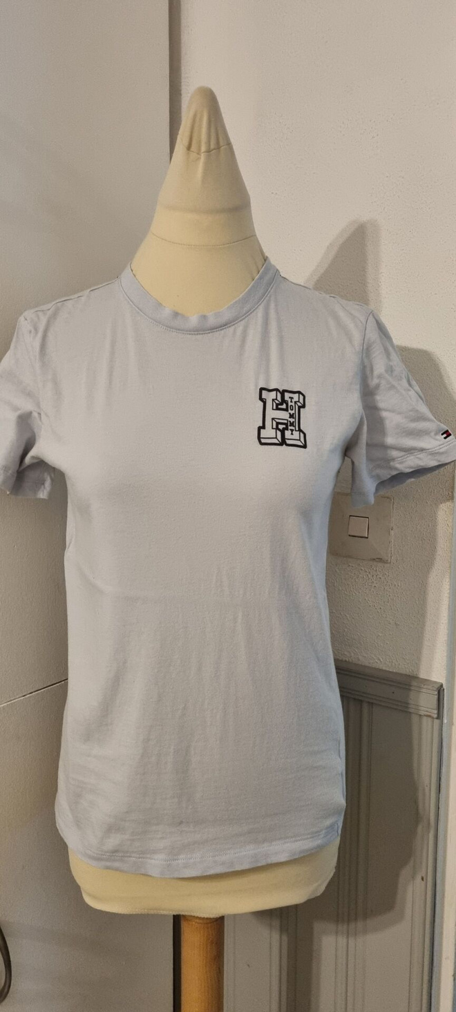 TOMMY HILFIGER T-PAITA,Koko 14 / 16 vuotiaalle