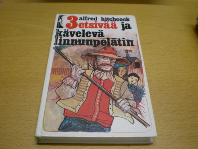 Alfred Hitchcock: 3 etsivää ja kävelevä linnunpelätin