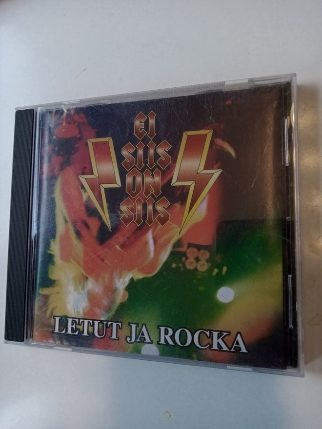 CD: EI SIIS / ON SIIS: LETUT JA ROCKA ( Sis.postikulut )