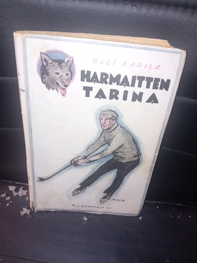 Olli Karila : Harmaitten tarina ( SIS POSTIKULU )