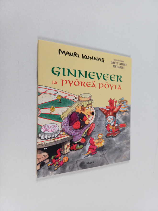Mauri Kunnas : Ginneveer ja pyöreä pöytä
