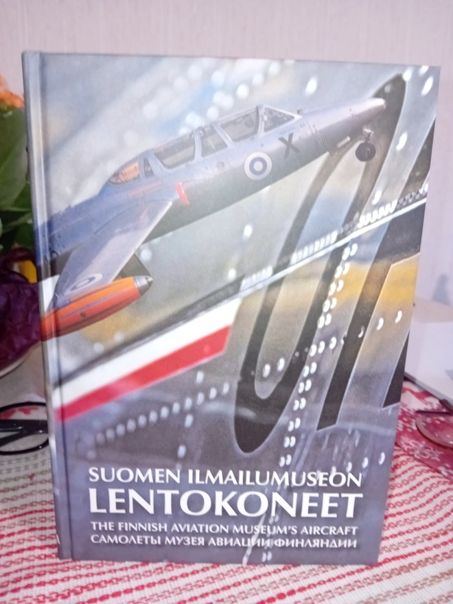 Suomen ilmailumuseon lentokoneet ( SIS POSTIKULU )