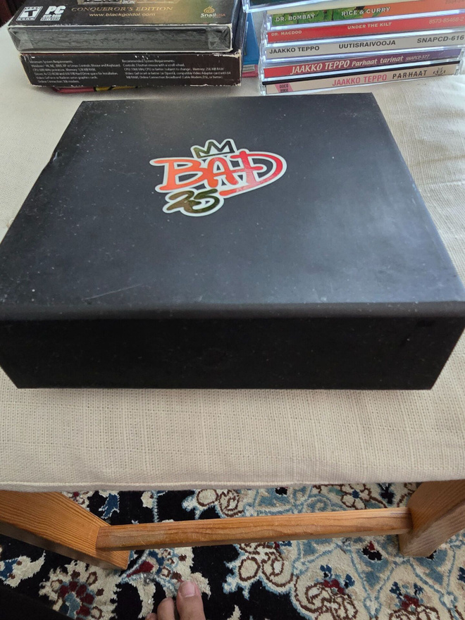 Michael Jackson – BAD 25 Deluxe Edition – 3 CD + DVD Box Set