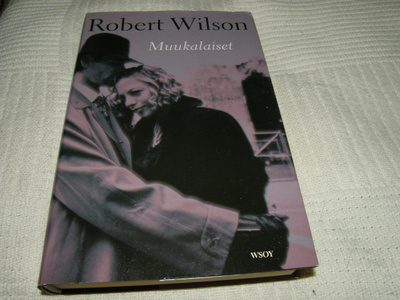 Robert Wilson Muukalaiset  -sid