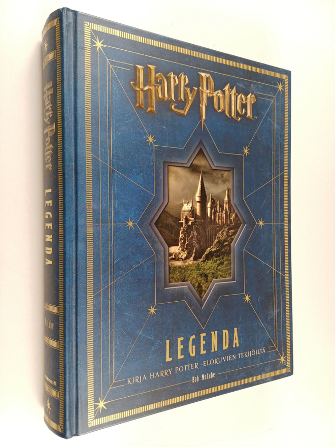 Bob McCabe : Harry Potter : legenda : elokuvasarja yksiss...