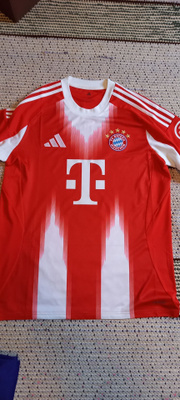 ADIDAS PELIPAITOJA KOKO L "UPEITA"