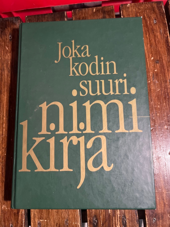 Joka Kodin Suuri Nimi kirja sidottu kirja