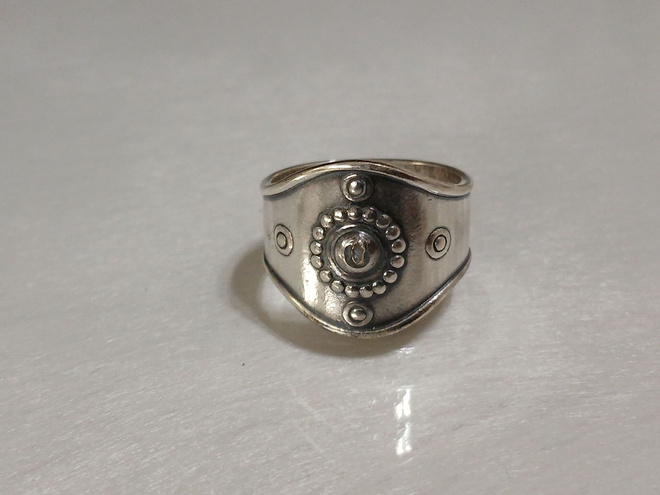 Kalevala koru, hopea sydän sormus 925 kk M9