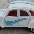 Citroen 2CV6 4 door White 1985 Corgi England pikkuauto 1:55 - pikkukuva 2