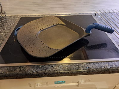 ISO HACKMAN WINGPAN PAISTINPANNU
