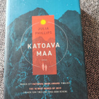 Julia Phillips Katoava maa - pikkukuva 1