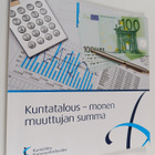 Jukka Hakola : Kuntatalous - monen muuttujan summa - pikkukuva 1