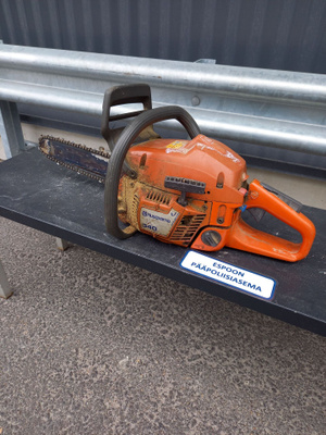 [T3215] Husqvarna 340 moottorisaha