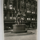 Helsinki, Nylund "Kolme seppää", mv valokuvapk, p. 1940 - pikkukuva 1