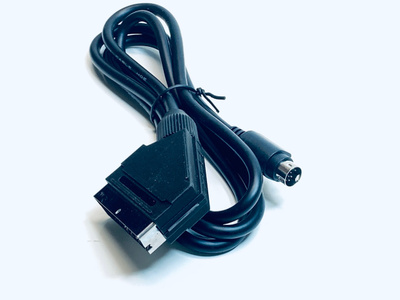 Mini din to Scart johto Digiboxin liittämiseksi televisioon