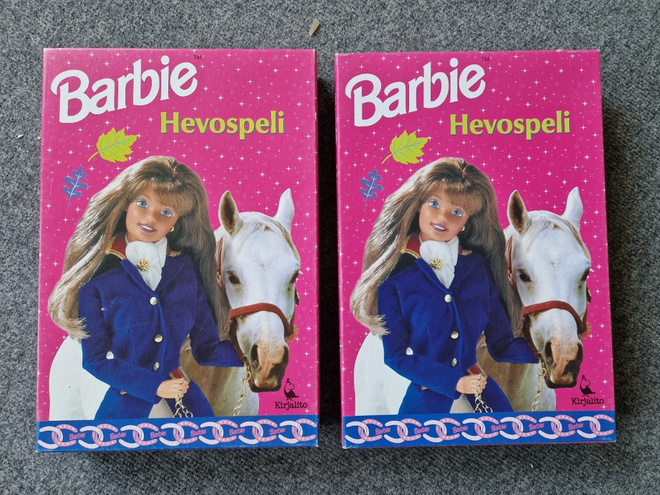 Barbie Hevospeli kirjalito 1998.Hieno