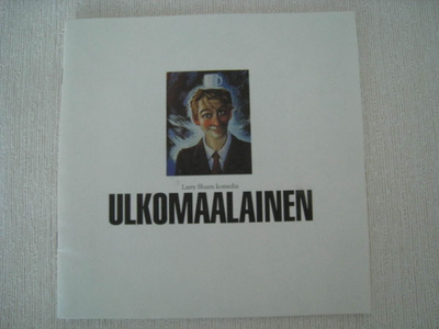 Käsiohjelma Ulkomaalainen Larry Shuen Lilla Teatern