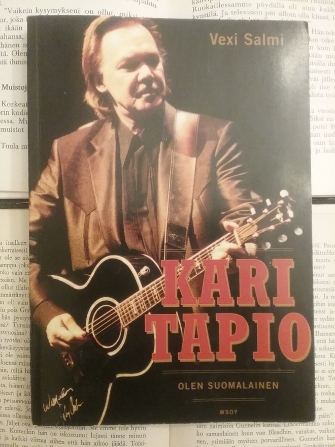 Vexi Salmi - Kari Tapio: Olen suomalainen (nid.)