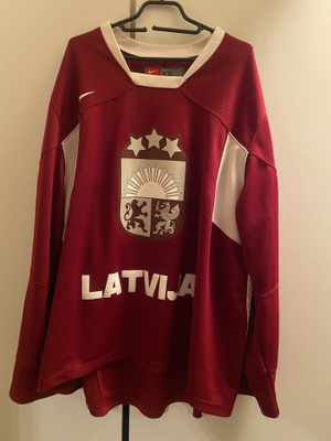 Latvia maajoukkue pelipaita