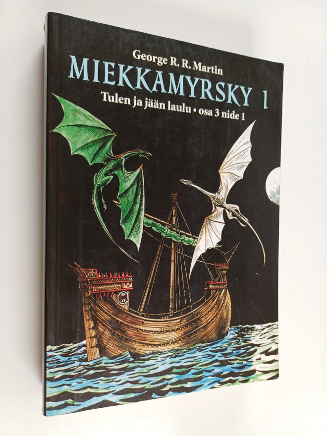 George R. R. Martin : Miekkamyrsky 1