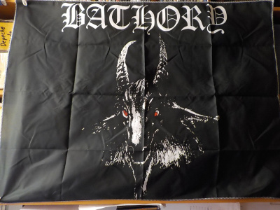 BATHORY UUSI SEINÄLIPPU (+)