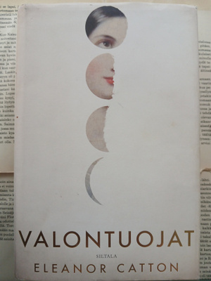 Eleanor Catton - Valontuojat (sid.)