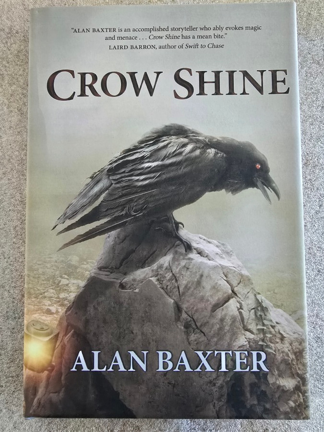 Crow Shine (Alan Baxter, kovakantinen)