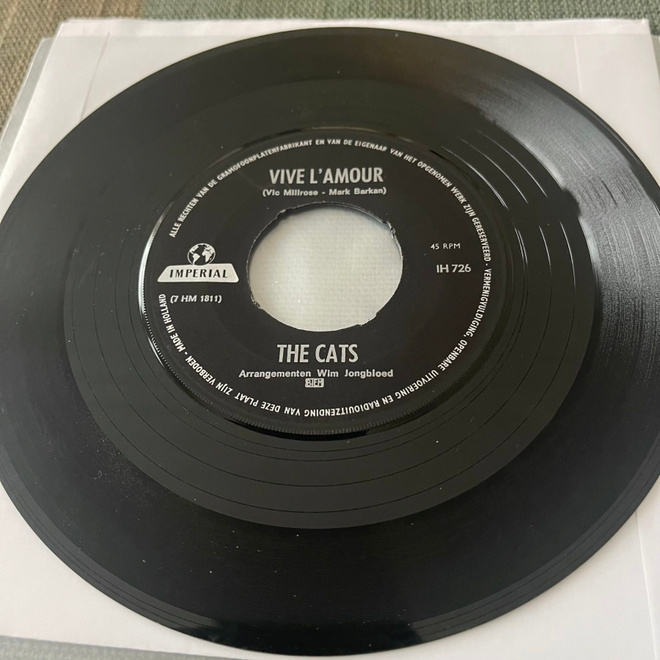 THE CATS: Vive LÁmour * But Tomorrow * HOL 1967