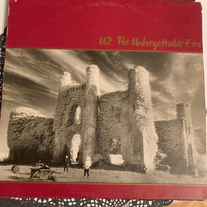 U2: The Unforgettable Fire. * SCAN 1984