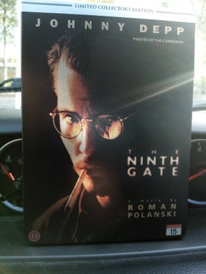 DVD STEELBOOK YHDEKSÄS PORTTI ( SIS POSTIKULU)