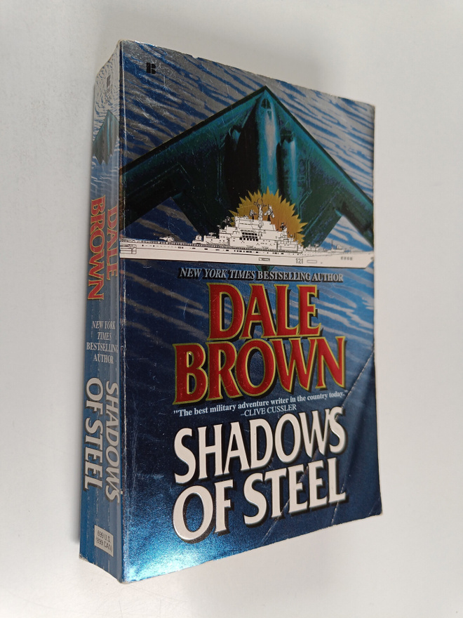Dale Brown : Shadows of steel