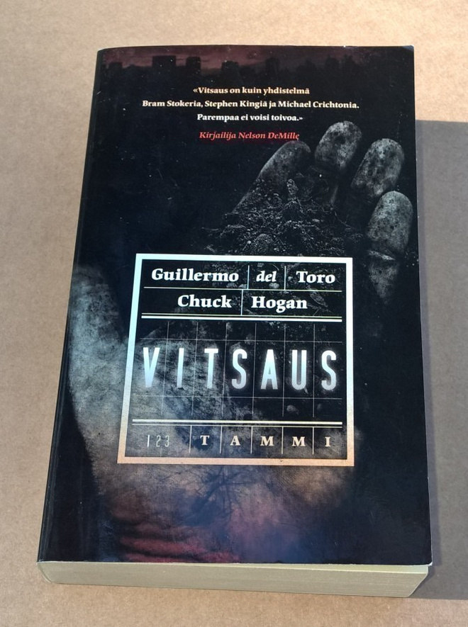 VITSAUS ENSIMMÄINEN KIRJA TAMMI