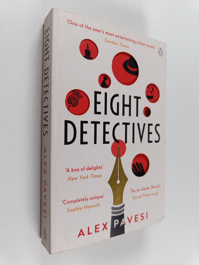 Alex Pavesi : Eight Detectives