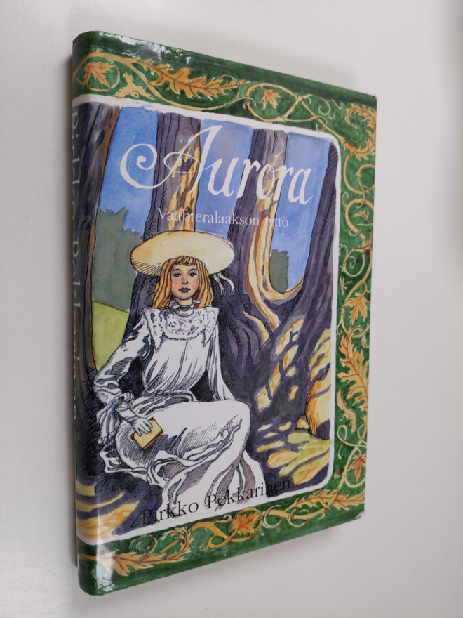 Pirkko Pekkarinen : Aurora, Vaahteralaakson tyttö