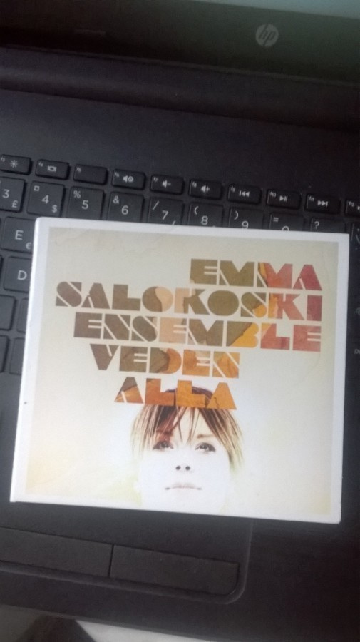 EMMA SALOKOSKI ENSEMBLE: Veden alla CD ( Sis.postikulut )