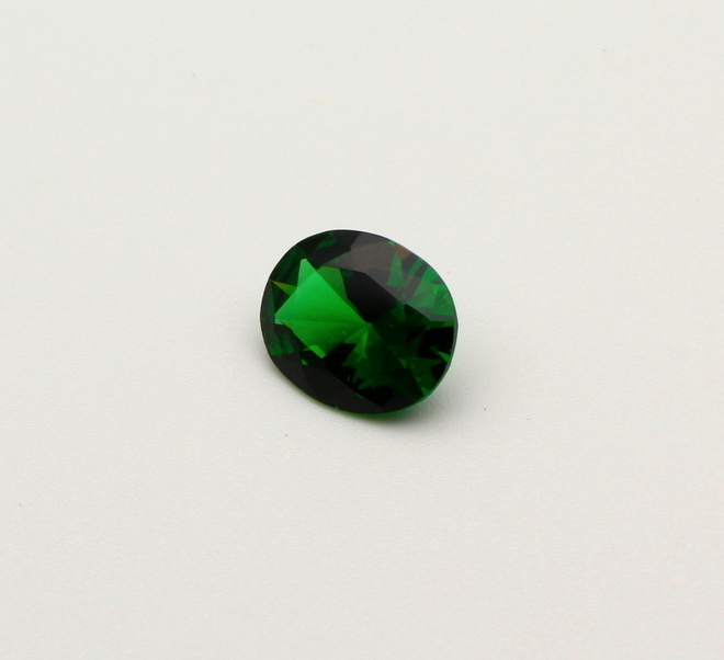 "Tsavoriitti Granaatti" 5.08ct  (IMITAATIO!)