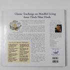 Thich Nhat Hahn : The Present Moment : A Retreat on the P... - pikkukuva 2