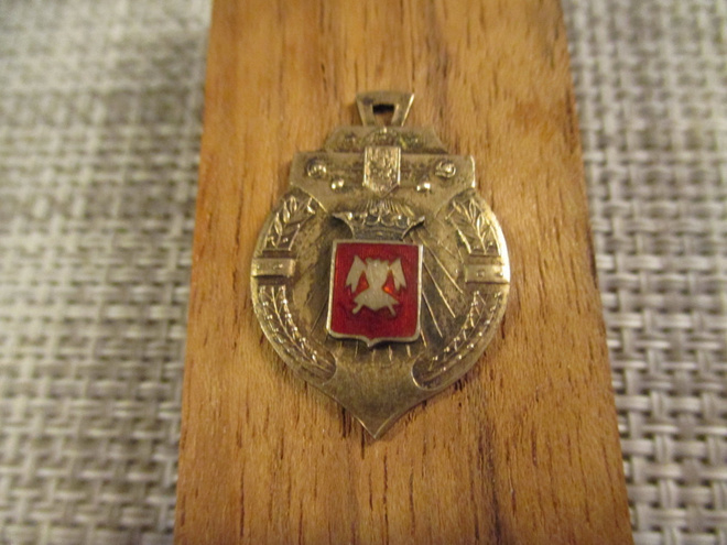Pesäpallo mestari palkinto 1939 .Hopeaa 813 H.