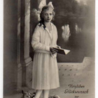 KONFIRMAATIO / Valkomekkoinen tyttö kirja kädessä. 1920-l. - pikkukuva 2