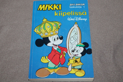 Mikki kiipelissä Aku Ankan taskukirja 1 4.p.