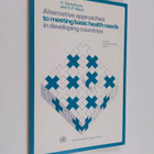 Alternative approaches to meeting basic health needs in d... - pikkukuva 1