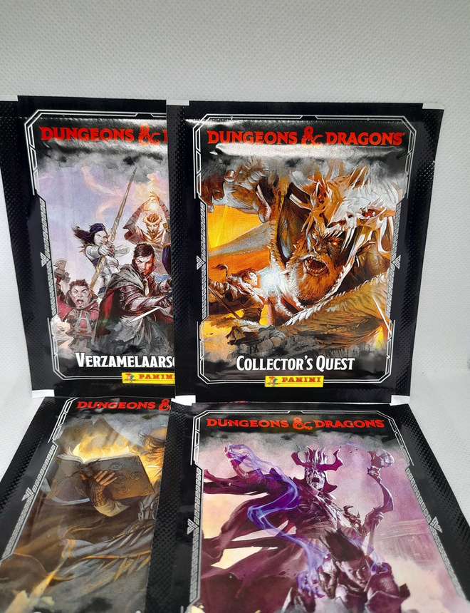 Dungeons & Dragons, kuvapusseja, keräilytarroja