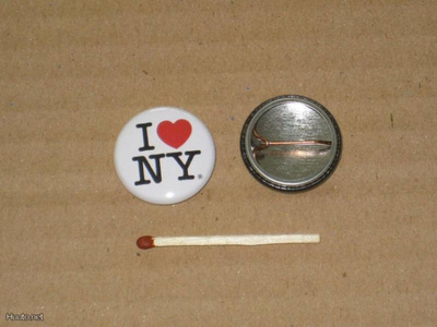 I love NY rintanappi 1" h2