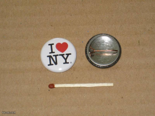 I love NY rintanappi 1" h2
