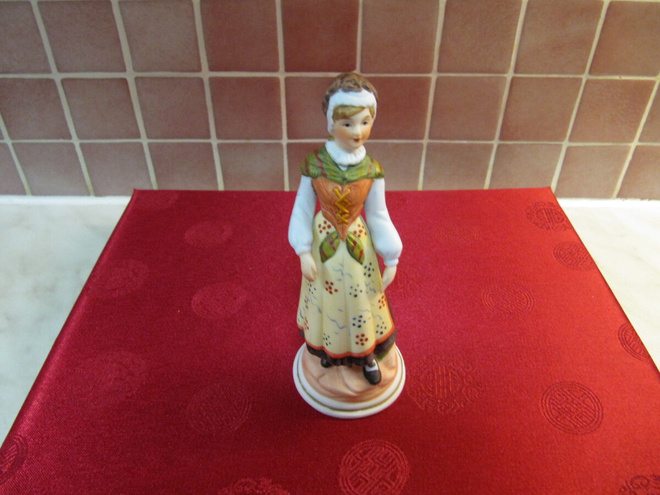 Ljung Souvenir Bohuslän Sweden Figuuri tyttö .
