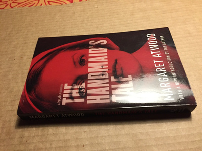 ATWOOD THE HANDMAIDS TALE HYVÄ