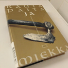 Ilkka Saari: Rautapaita ja miekka - pikkukuva 1