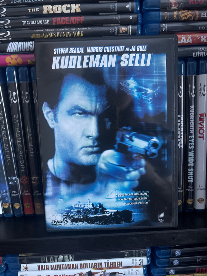 Kuoleman selli (2001) Steven Seagal