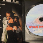 PHYSICAL EVIDENCE TUNTEMATON TAPPAJA DVD (Burt Reynolds) - pikkukuva 3